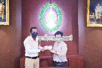 งานด้วยรักและผูกพัน 64
