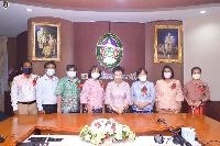 งานด้วยรักและผูกพัน 64