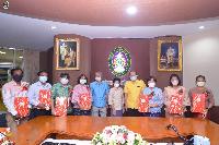 งานด้วยรักและผูกพัน 64