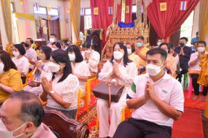 มรท.ร่วมพิธีทำบุญทอดกฐินวัดมะปรางหวาน