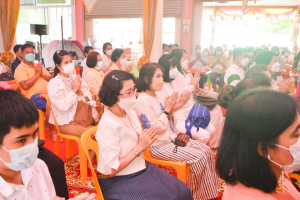 มรท.ร่วมพิธีทำบุญทอดกฐินวัดมะปรางหวาน