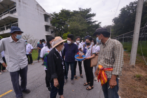 มรท.ร่วมแลกเปลี่ยนเรียนรู้การใช้นวัตกรรมในกระบวนการผลิตข้าว และการปลูกพืชสมุนไพร