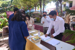 สำนักศิลปะและวัฒนธรรมจัดโครงการสืบสานประเพณีลอยกระทง