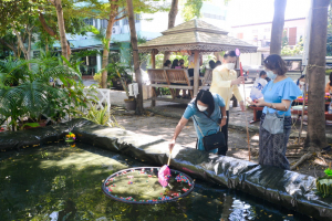 สำนักศิลปะและวัฒนธรรมจัดโครงการสืบสานประเพณีลอยกระทง