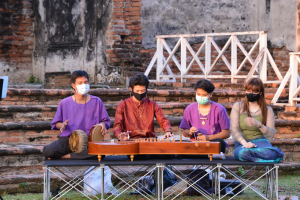 สาขาวิชาดนตรีศึกษาร่วมแสดงดนตรีในโครงการโบราณคดีศึกษา 