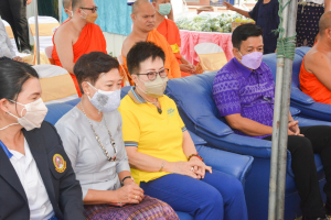 พิธีเปิดตลาด 9 เพ(ร)าะสุข