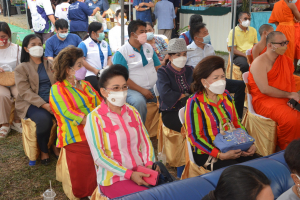 พิธีเปิดตลาด 9 เพ(ร)าะสุข