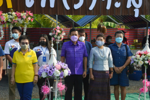 พิธีเปิดตลาด 9 เพ(ร)าะสุข