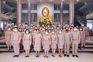 มรท.ร่วมรณรงค์แต่งกายในวันปฏิบัติราชการ