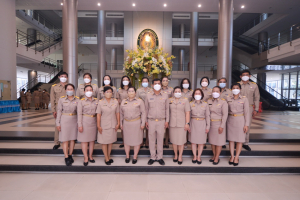 มรท.ร่วมรณรงค์แต่งกายในวันปฏิบัติราชการ