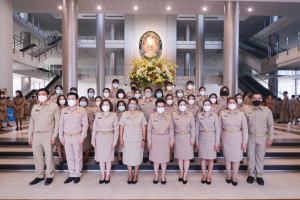 มรท.ร่วมรณรงค์แต่งกายในวันปฏิบัติราชการ