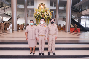 มรท.ร่วมรณรงค์แต่งกายในวันปฏิบัติราชการ