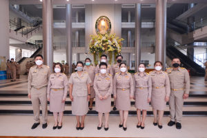 มรท.ร่วมรณรงค์แต่งกายในวันปฏิบัติราชการ