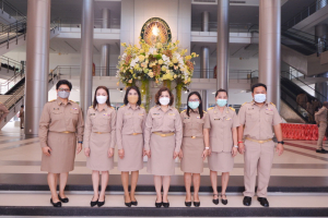 มรท.ร่วมรณรงค์แต่งกายในวันปฏิบัติราชการ