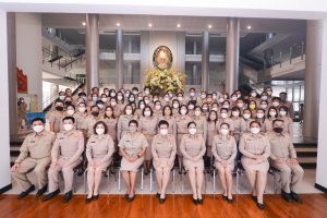 มรท.ร่วมรณรงค์แต่งกายในวันปฏิบัติราชการ