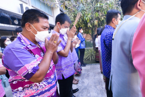 งานรวมใจชาวเทพสตรี โชคดีปีขาล 2565