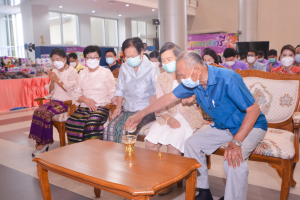 งานรวมใจชาวเทพสตรี โชคดีปีขาล 2565
