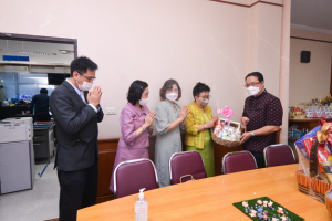 มรท.คารวะขอพรปีใหม่ ผวจ.ลพบุรี หัวหน้าส่วนราชการ และคุณอำนวย จั่นเงิน เนื่องในวันปีใหม่