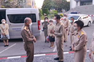 องคมนตรีตรวจเยี่ยมและติดตามผลการดำเนินงานโรงเรียนโครงการกองทุนการศึกษา โรงเรียนเครือข่าย โรงเรียนราชประชานุเคราะห์ 33 จ.ลพบุรี และให้เกียรติเปิดหอเกียรติยศ มหาวิทยาลัยราชภัฏเทพสตรี