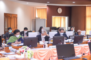 การแสดงวิสัยทัศน์ของผู้มีสิทธิเข้ารับการสรรหาให้ดำรงตำแหน่งอธิการบดี มรท.ต่อคณะกรรมการสรรหาฯ