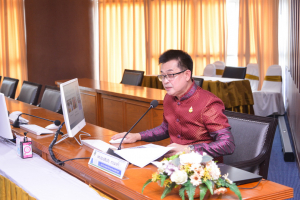 การแสดงวิสัยทัศน์ของผู้มีสิทธิเข้ารับการสรรหาให้ดำรงตำแหน่งอธิการบดี มรท.ต่อคณะกรรมการสรรหาฯ