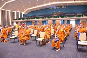 อธิการบดีร่วมพิธีเปิดการประชุมพระสังฆาธิการในเขตปกครองคณะสงฆ์อำเภอเมืองลพบุรีฯ