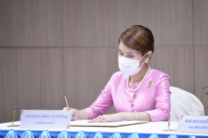 พิธีลงนาม MOU การสร้างความรู้ความเข้าใจเกี่ยวกับสื่อปลอดภัยและสร้างสรรค์