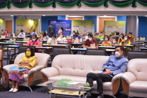 การเสวนาวิชาการ สืบสานงานศิลป์ แผ่นดินสมเด็จพระนารายณ์มหาราชฯ