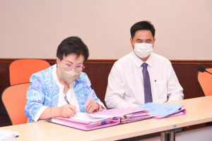รับมอบงานอธิการบดี มรท.