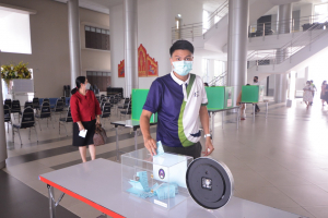 การลงคะแนนหยั่งเสียงผู้มีสิทธิเข้ารับการสรรหาเป็น ผอ.สำนักศิลปะและวัฒนธรรม