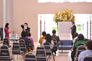 การลงคะแนนหยั่งเสียงผู้มีสิทธิเข้ารับการสรรหาเป็น ผอ.สำนักศิลปะและวัฒนธรรม