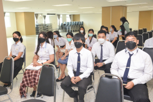 มนส.จัดพิธีมอบรางวัลให้แก่ นศ.คณะมนุษยศาสตร์ฯ ประจำปีการศึกษา 2564