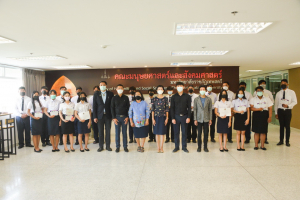 มนส.จัดพิธีมอบรางวัลให้แก่ นศ.คณะมนุษยศาสตร์ฯ ประจำปีการศึกษา 2564