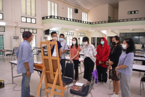 สศว. ร่วมกับ สนง.วัฒนธรรม จ.ลพบุรี จัดอบรมการวาดภาพคนเหมือนด้วยสีชอล์ค
