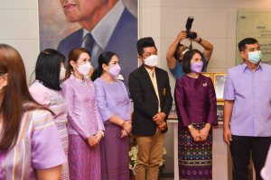 สำนักวิทยบริการฯ จัดพิธีเนื่องในวันคล้ายวันพระราชสมภพสมเด็จพระกนิษฐาธิราชเจ้า กรมสมเด็จพระเทพรัตนราชสุดาฯ สยามบรมราชกุมารี
