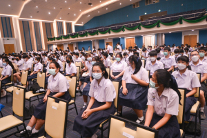 รร.สาธิต มรท. จัดพิธีมอบประกาศนียบัตรการสำเร็จการศึกษาแก่นักเรียนสาธิต ม.3 และ ม.6