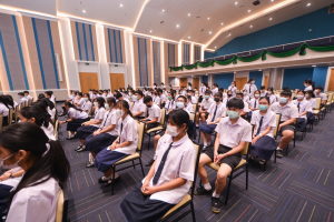 รร.สาธิต มรท. จัดพิธีมอบประกาศนียบัตรการสำเร็จการศึกษาแก่นักเรียนสาธิต ม.3 และ ม.6