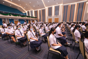 รร.สาธิต มรท. จัดพิธีมอบประกาศนียบัตรการสำเร็จการศึกษาแก่นักเรียนสาธิต ม.3 และ ม.6