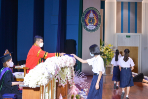 รร.สาธิต มรท. จัดพิธีมอบประกาศนียบัตรการสำเร็จการศึกษาแก่นักเรียนสาธิต ม.3 และ ม.6