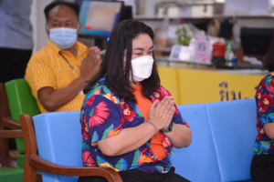 สำนักวิทยบริการฯ จัดพิธีทำบุญเนื่องในโอกาสประเพณีวันสงกรานต์