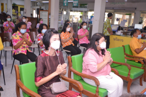 สำนักวิทยบริการฯ จัดพิธีทำบุญเนื่องในโอกาสประเพณีวันสงกรานต์