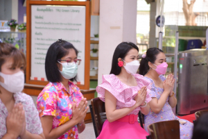 สำนักวิทยบริการฯ จัดพิธีทำบุญเนื่องในโอกาสประเพณีวันสงกรานต์