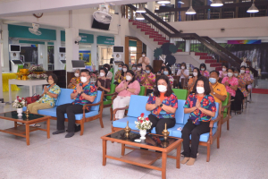 สำนักวิทยบริการฯ จัดพิธีทำบุญเนื่องในโอกาสประเพณีวันสงกรานต์