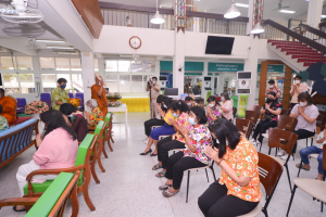 สำนักวิทยบริการฯ จัดพิธีทำบุญเนื่องในโอกาสประเพณีวันสงกรานต์