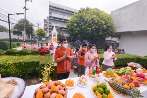 งานทำบุญกลางบ้าน สืบสานประเพณีสงกรานต์