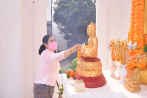 งานทำบุญกลางบ้าน สืบสานประเพณีสงกรานต์