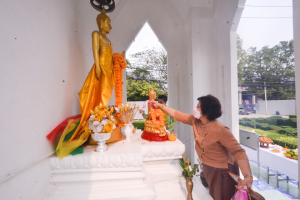 งานทำบุญกลางบ้าน สืบสานประเพณีสงกรานต์