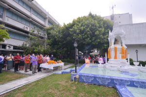 งานทำบุญกลางบ้าน สืบสานประเพณีสงกรานต์