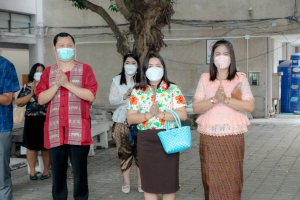 งานทำบุญกลางบ้าน สืบสานประเพณีสงกรานต์