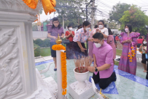 งานทำบุญกลางบ้าน สืบสานประเพณีสงกรานต์
